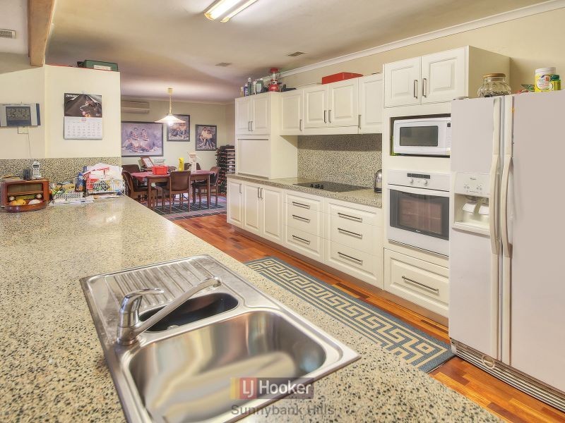 130 Padstow Road, Eight Mile Plains QLD 4113