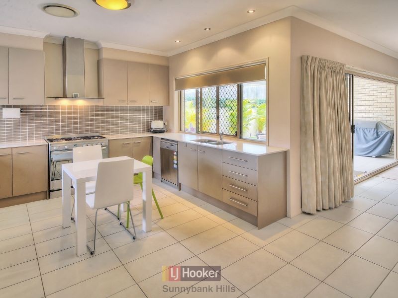 11 Tweeddale Circuit, Drewvale QLD 4116