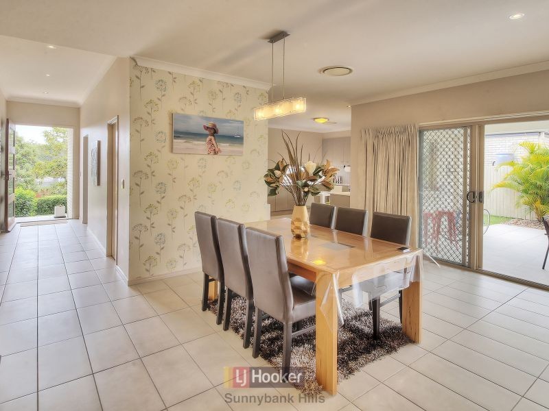 11 Tweeddale Circuit, Drewvale QLD 4116