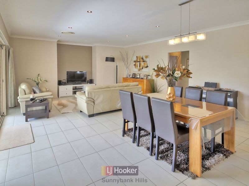 11 Tweeddale Circuit, Drewvale QLD 4116