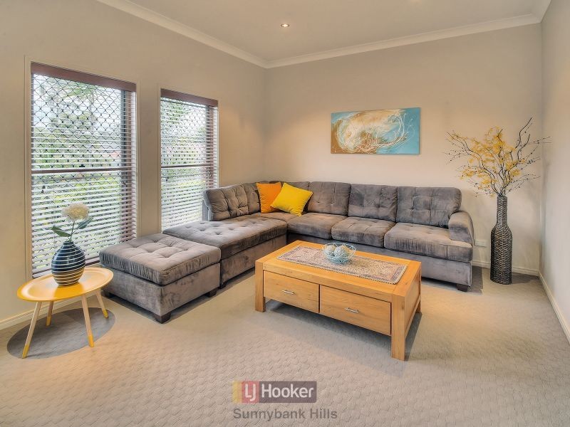 11 Tweeddale Circuit, Drewvale QLD 4116