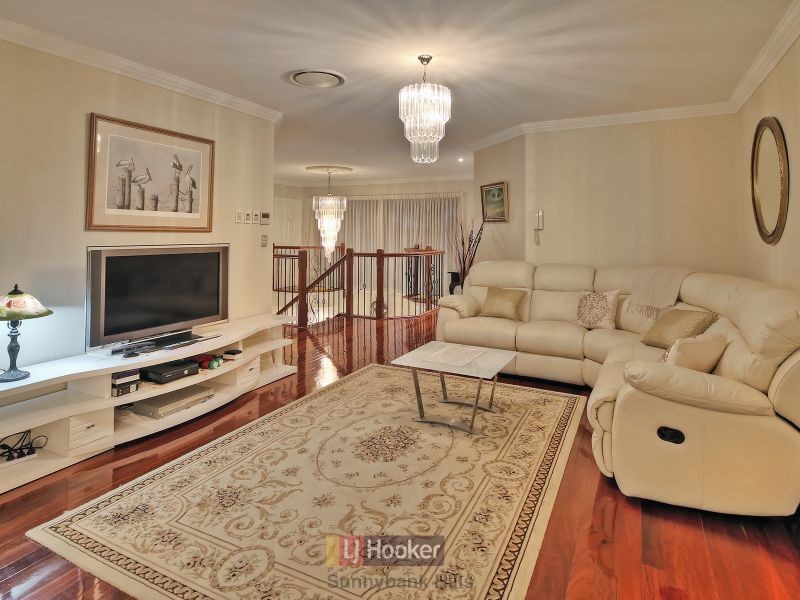 26 Mulberry Place, Stretton QLD 4116