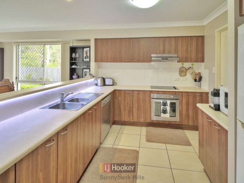 33 (Lot 85 Earnshaw Street, Calamvale QLD 4116