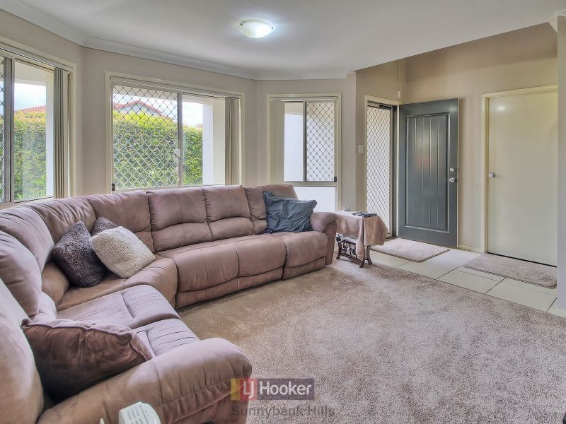 33 (Lot 85 Earnshaw Street, Calamvale QLD 4116