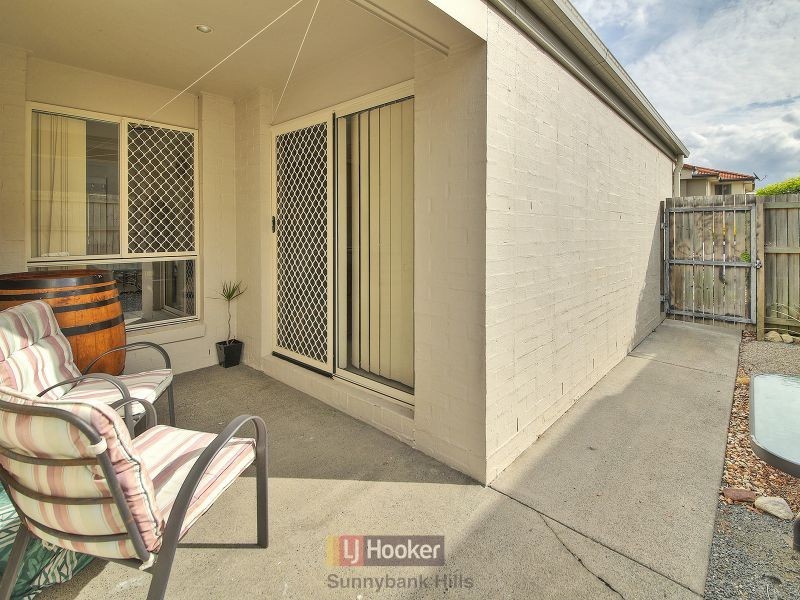 33 (Lot 85 Earnshaw Street, Calamvale QLD 4116