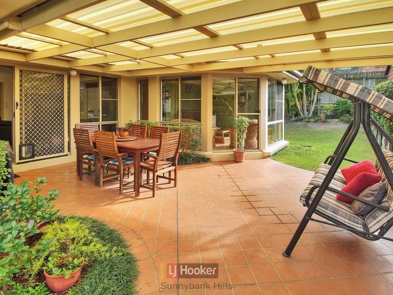 6 Silky Oak Court, Calamvale QLD 4116