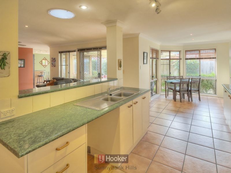 6 Silky Oak Court, Calamvale QLD 4116