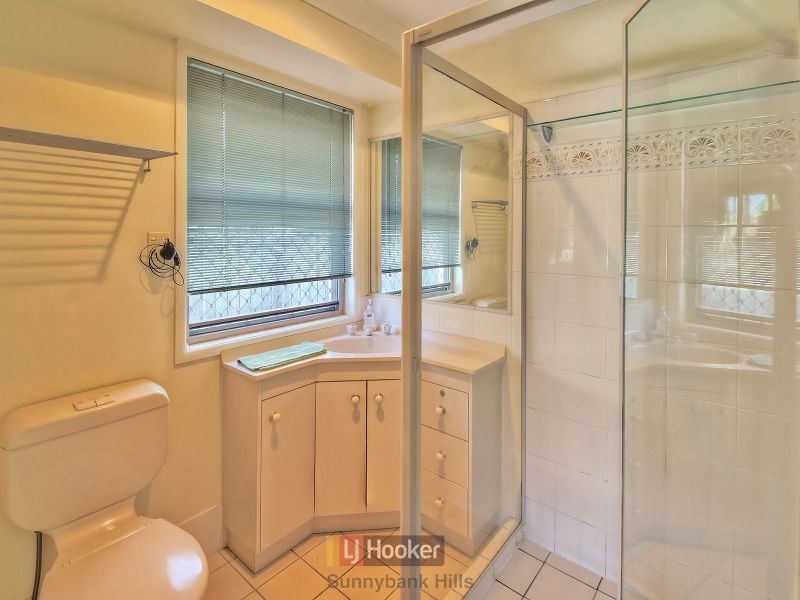 6 Silky Oak Court, Calamvale QLD 4116