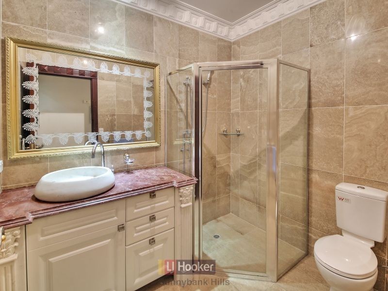 83 The Parkway, Stretton QLD 4116