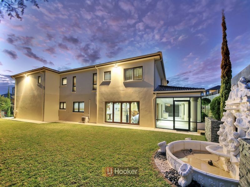 83 The Parkway, Stretton QLD 4116
