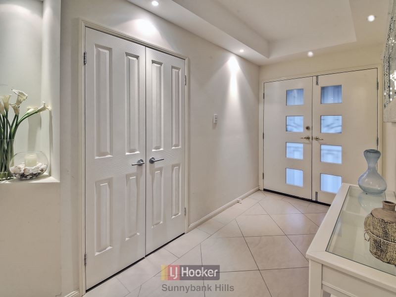 10 Lillydale Place, Calamvale QLD 4116