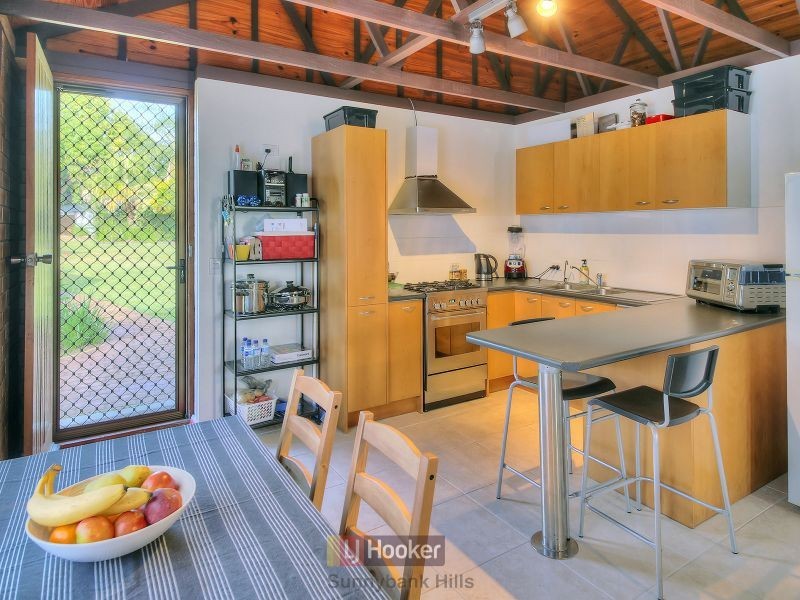 84 Maud Street, Sunnybank QLD 4109