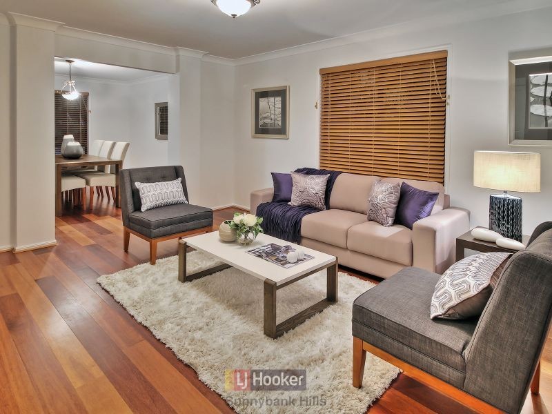 18 Victoria Crescent, Parkinson QLD 4115