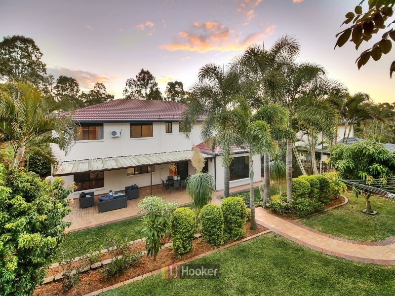 18 Victoria Crescent, Parkinson QLD 4115