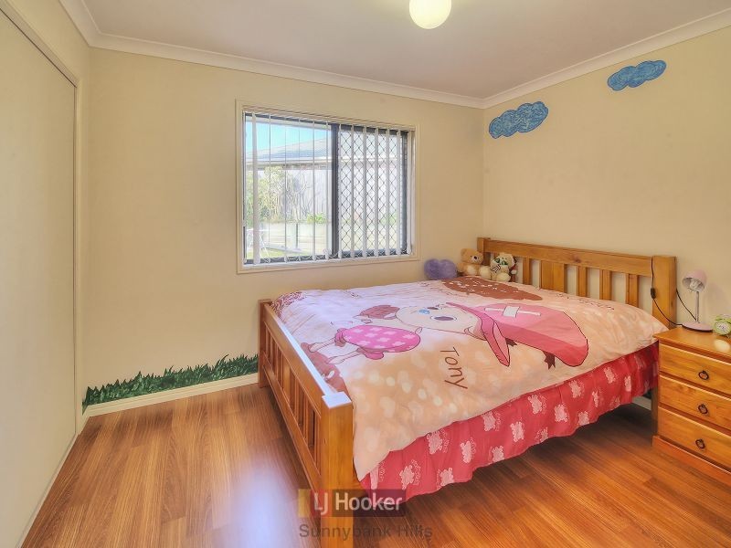 8 Winifred Street, Algester QLD 4115