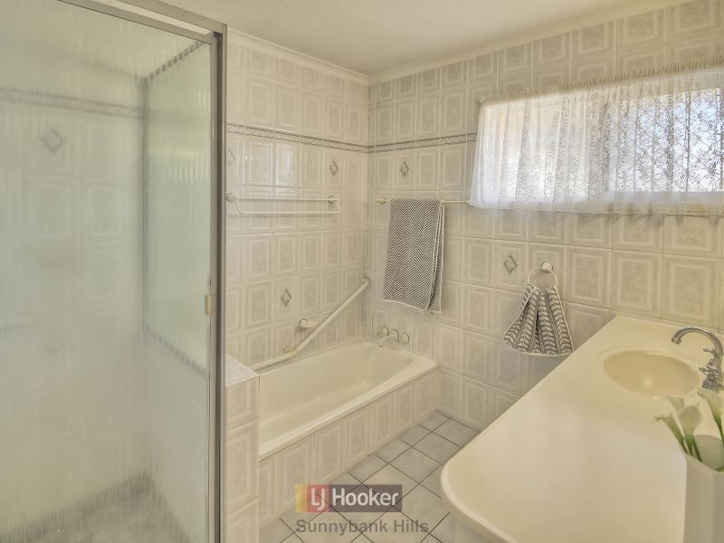 28 Dennistoun Street, Sunnybank Hills QLD 4109