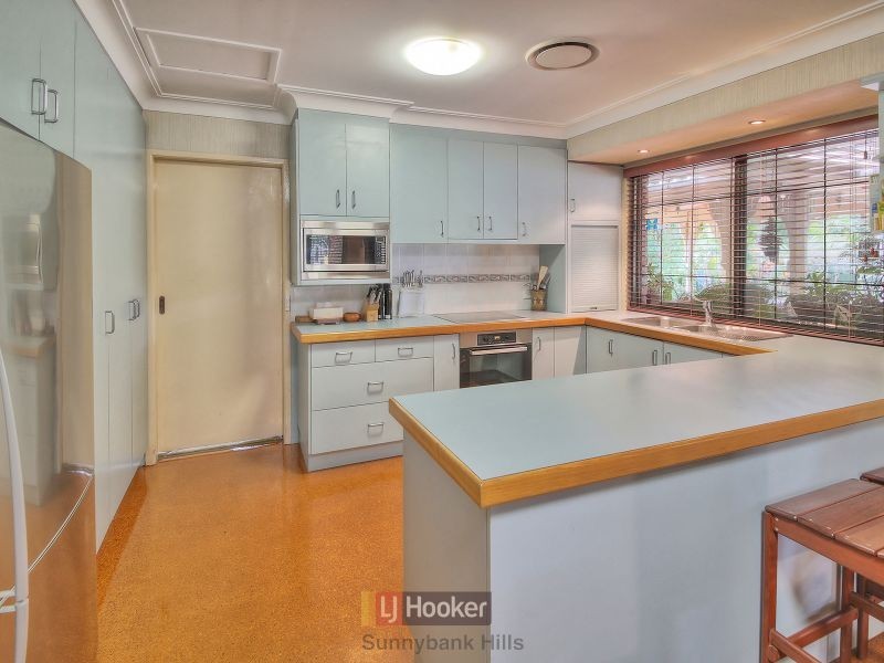 230 Bleasby Road, Eight Mile Plains QLD 4113