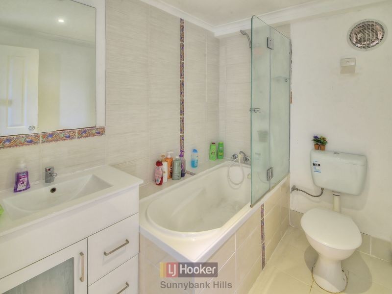 22 Kenny Street, Woodridge QLD 4114