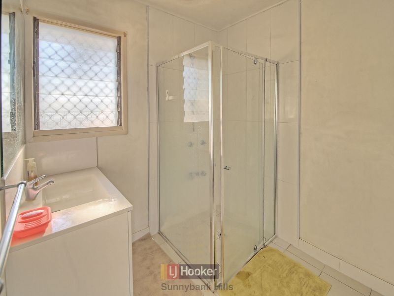 22 Kenny Street, Woodridge QLD 4114