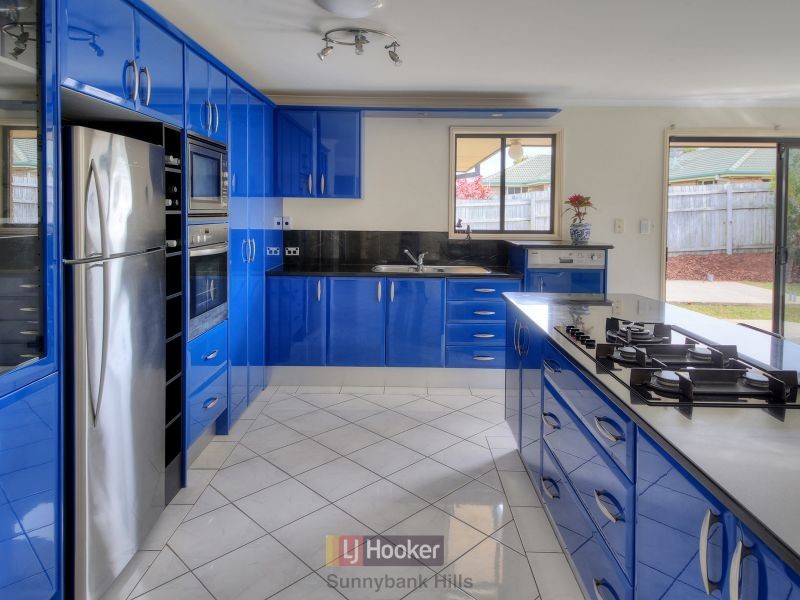 12 Newland Crescent, Parkinson QLD 4115