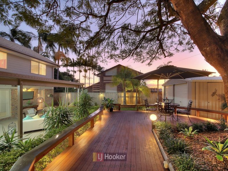 6 Lakkari Street, Eight Mile Plains QLD 4113