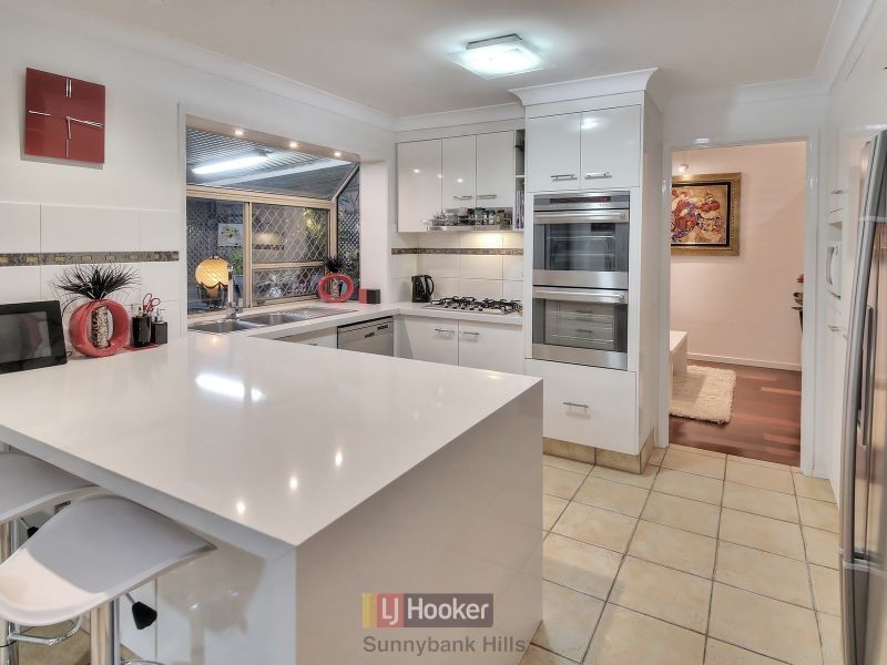 6 Lakkari Street, Eight Mile Plains QLD 4113