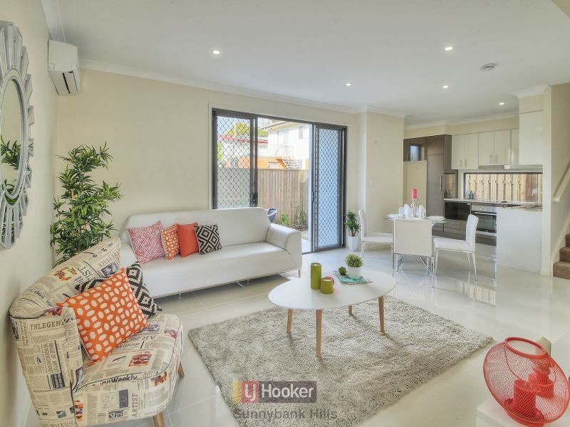 2/24 Broadwater Road, Mount Gravatt East QLD 4122