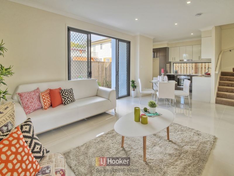 2/24 Broadwater Road, Mount Gravatt East QLD 4122