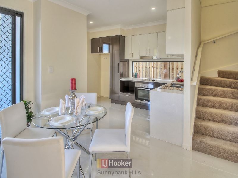 2/24 Broadwater Road, Mount Gravatt East QLD 4122