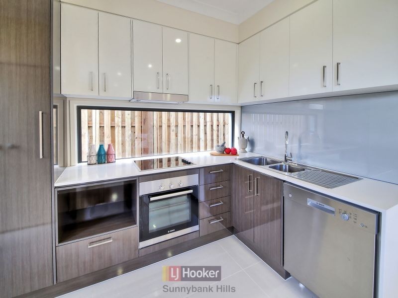 2/24 Broadwater Road, Mount Gravatt East QLD 4122