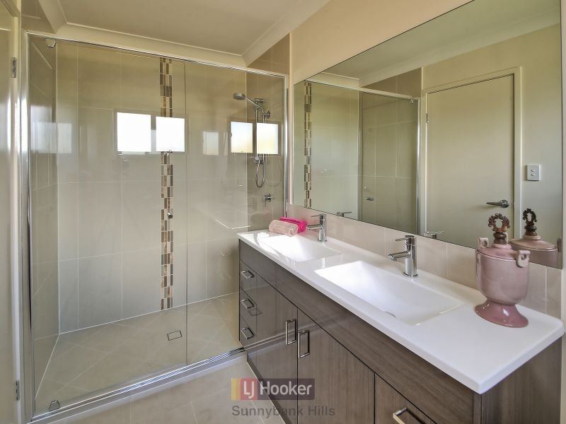 2/24 Broadwater Road, Mount Gravatt East QLD 4122