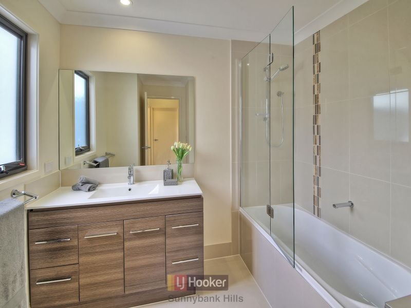 2/24 Broadwater Road, Mount Gravatt East QLD 4122