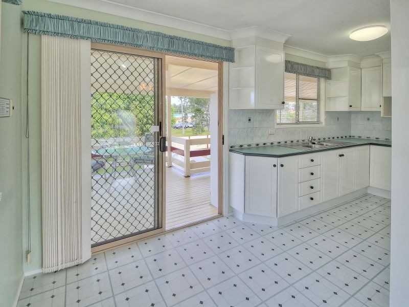 9 Rowan Street, Slacks Creek QLD 4127