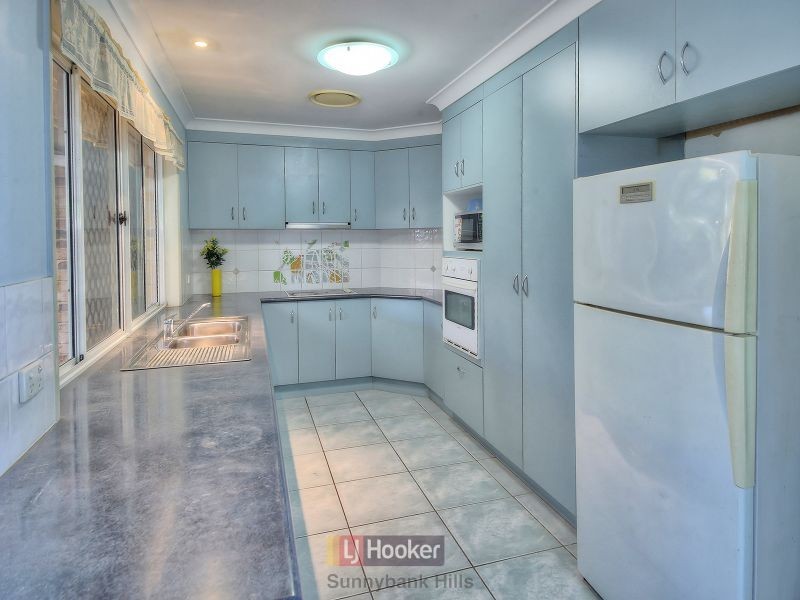 1 Golden Avenue, Calamvale QLD 4116