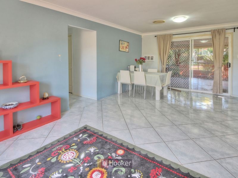 1 Golden Avenue, Calamvale QLD 4116