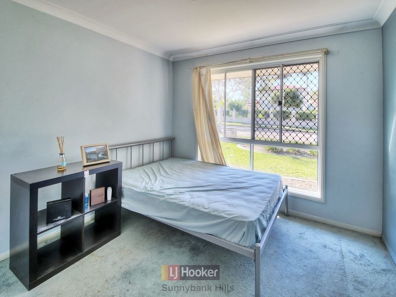 1 Golden Avenue, Calamvale QLD 4116