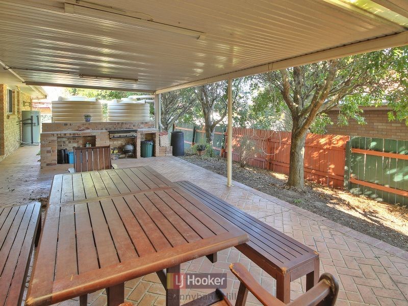 1 Golden Avenue, Calamvale QLD 4116