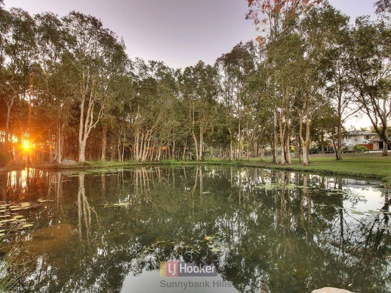 1 Ellesmere Place, Parkinson QLD 4115