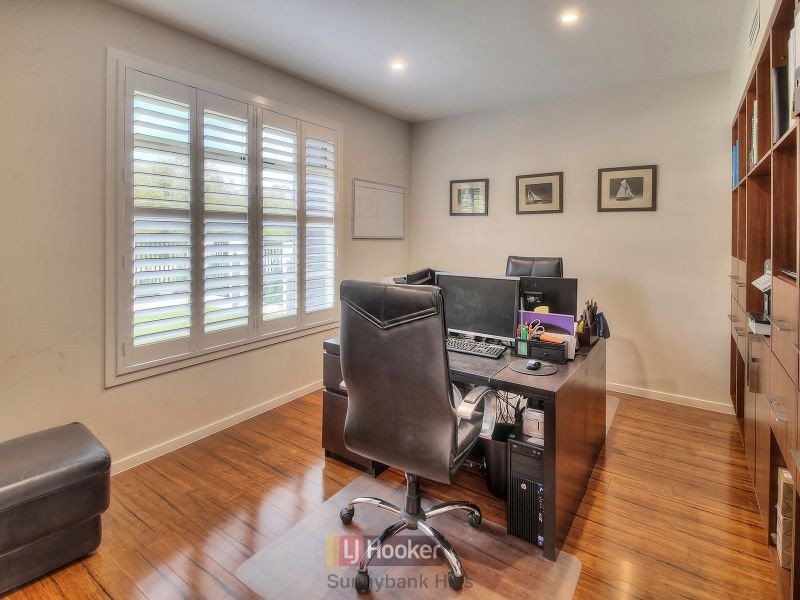 21 Peachtree Place, Stretton QLD 4116