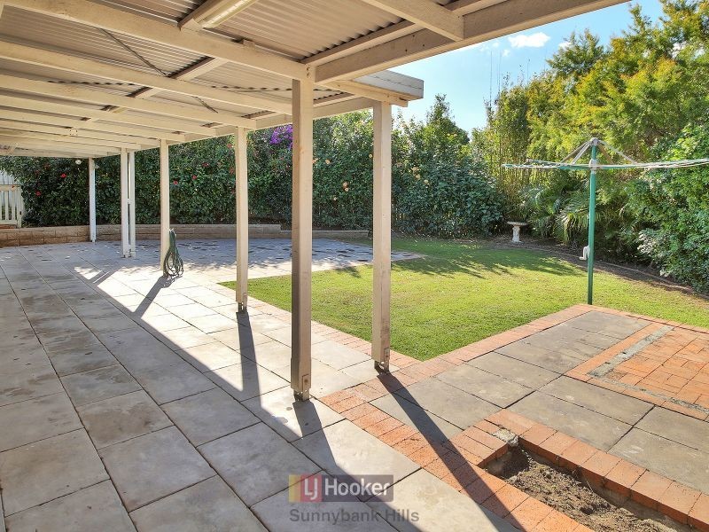 5 Boorala Crescent, Eight Mile Plains QLD 4113