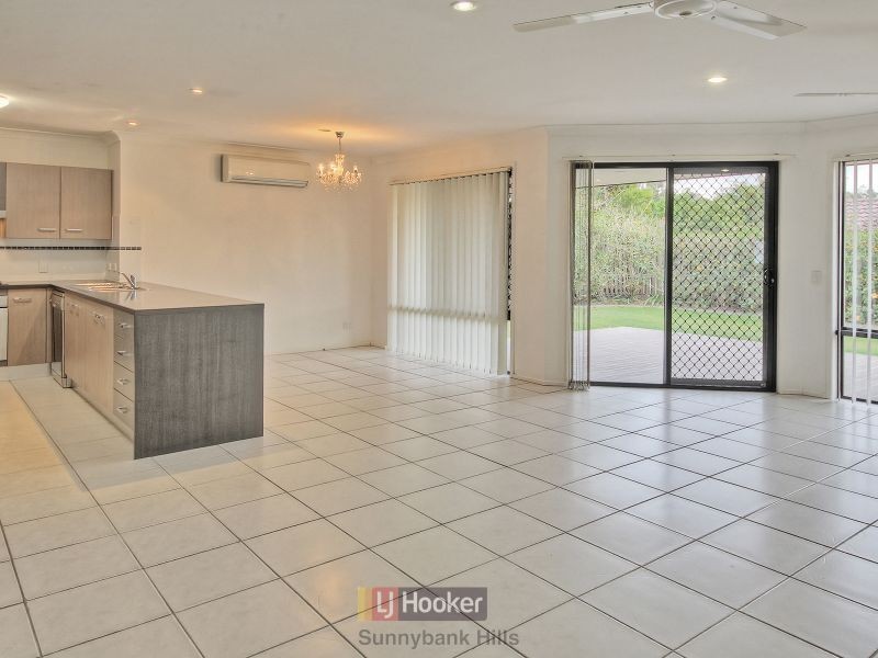 13 Yengo Street, Parkinson QLD 4115