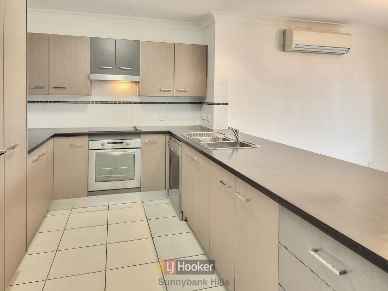 13 Yengo Street, Parkinson QLD 4115