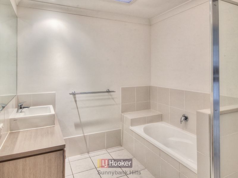 13 Yengo Street, Parkinson QLD 4115