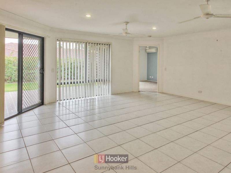13 Yengo Street, Parkinson QLD 4115