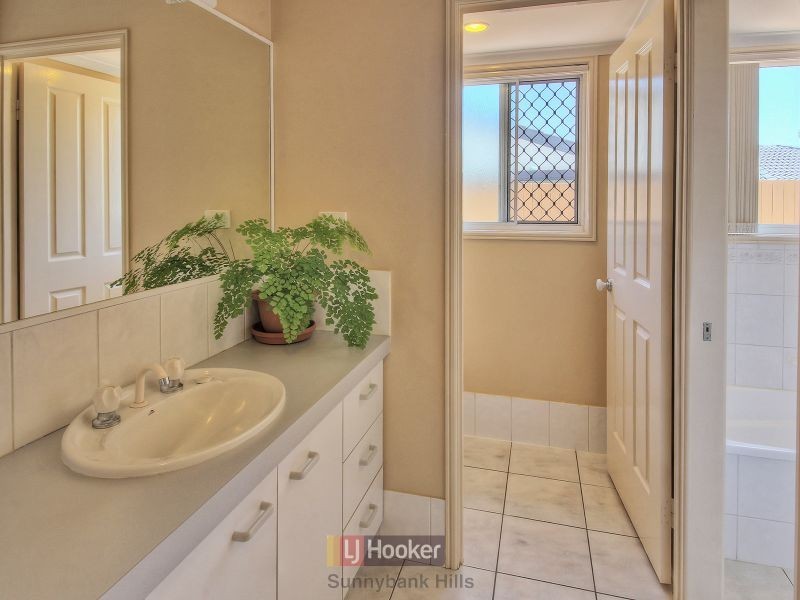 149 Kameruka Street, Calamvale QLD 4116