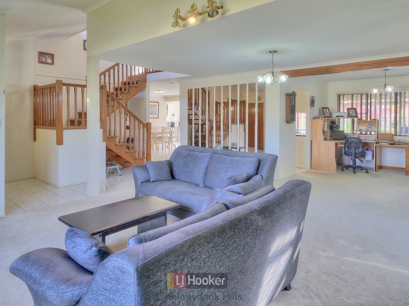 8 Lindstrom Court, Runcorn QLD 4113