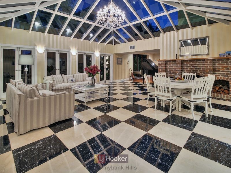 750 Musgrave Road, Robertson QLD 4109