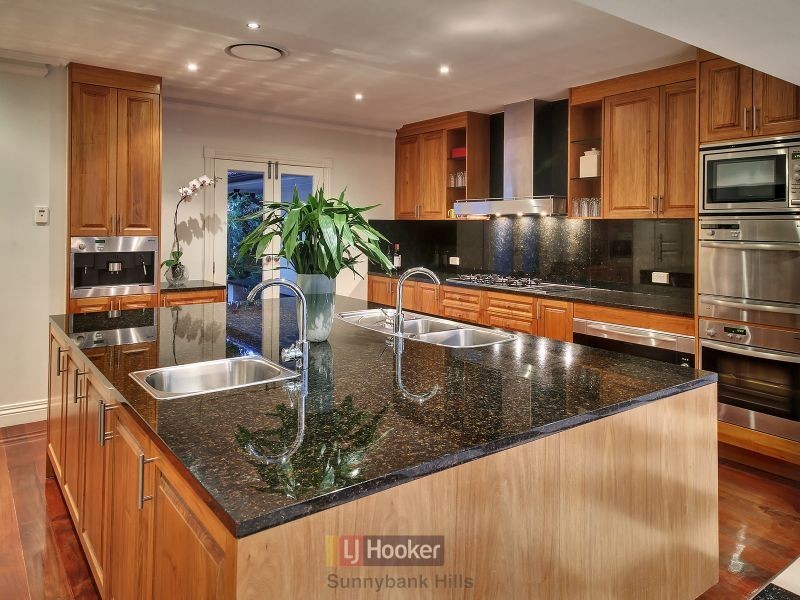 750 Musgrave Road, Robertson QLD 4109