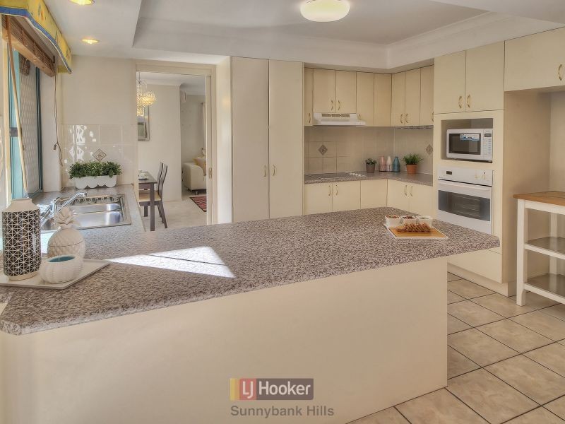 10 Toorak Place, Runcorn QLD 4113