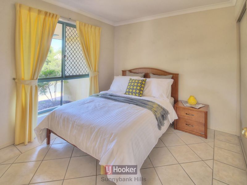 10 Toorak Place, Runcorn QLD 4113